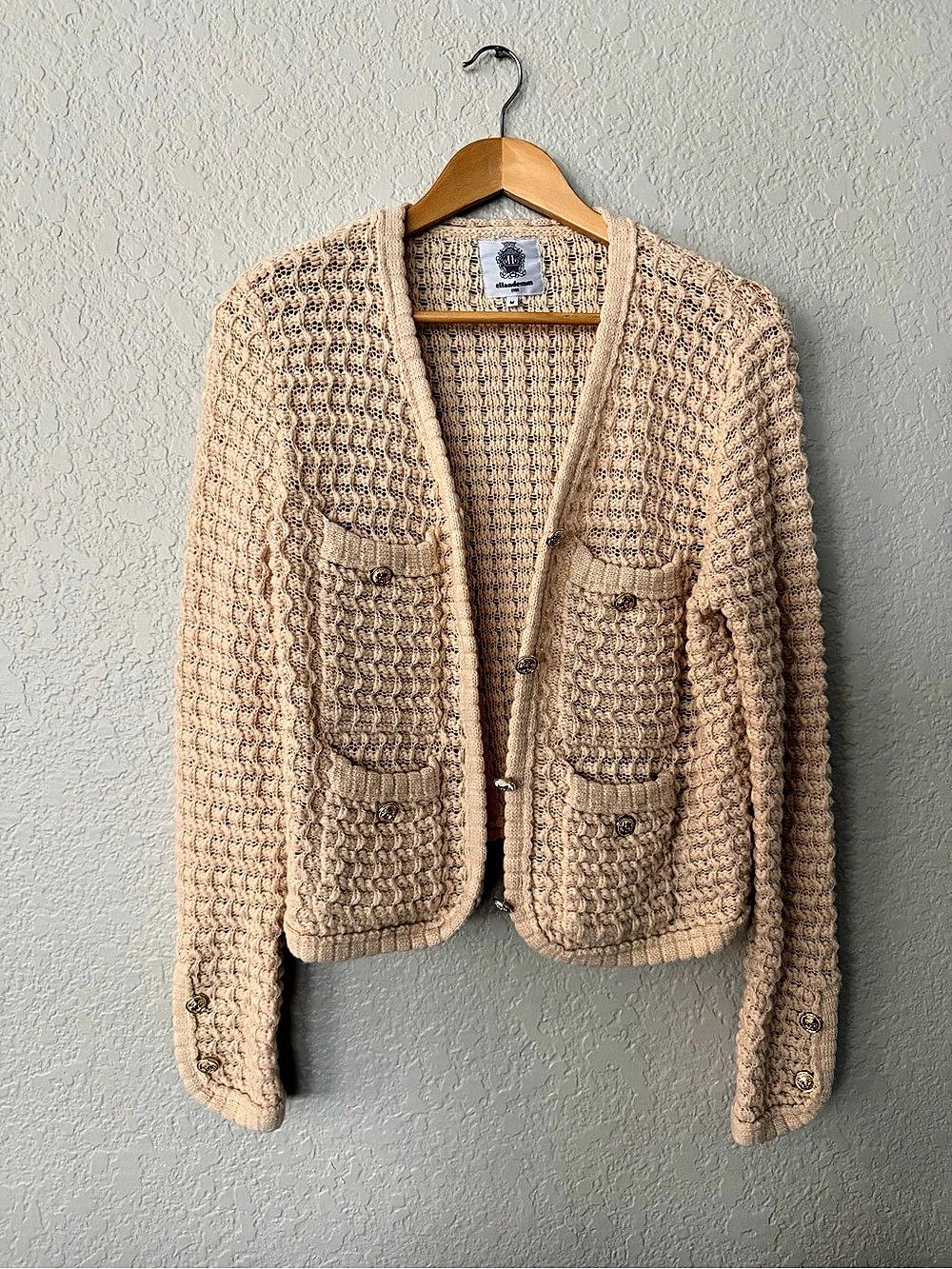 ellandemm Knit Cardigan in Beige Size Medium with gold buttons